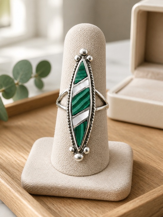 925 Sterling Silver Jewelry - Size 5.5 Vintage Zuni 925 Sterling Silver Malachite Marquise Inlay Ring - Green